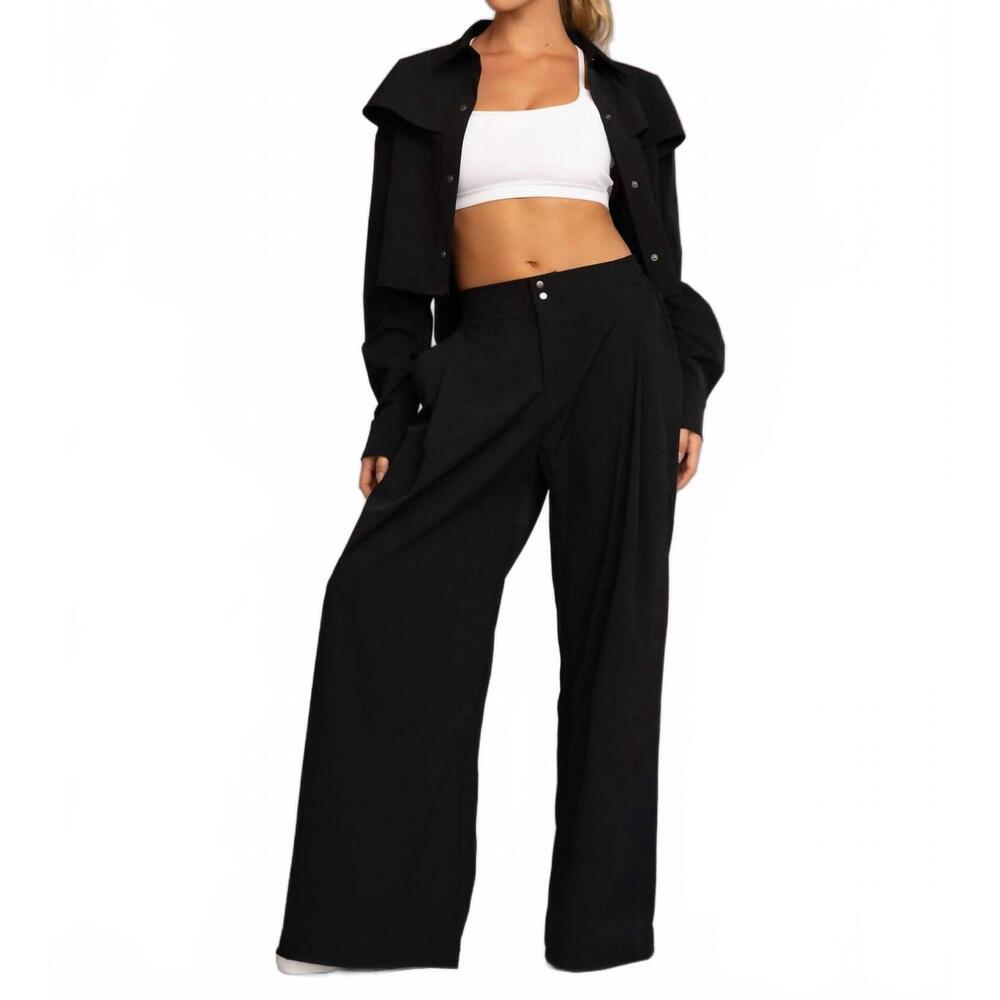 NEW HEROINE SPORT daja cropped jacket in black